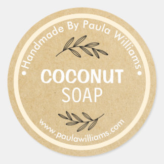 Sticker Rond Faire du savon artisanal avec des feuilles sur un