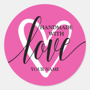 Sticker Rond Fait à la main avec coeur d'amour sur rose chaud