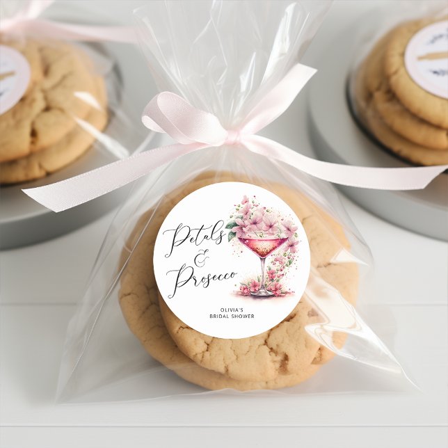 Sticker Rond Faveur de mariage Petals and Prosecco (Créateur téléchargé)