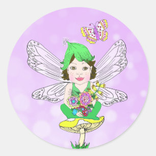 Sticker Rond Fée Whimsical Little Elf, champignons et papillon