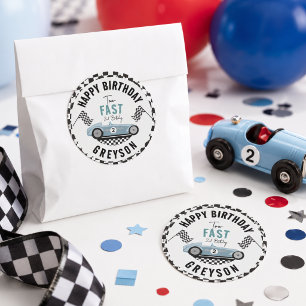 Sticker Rond Fête d'anniversaire de deux ans pour garçon et voi