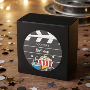 Sticker Rond Fête d'anniversaire soirée cinéma pour garçons