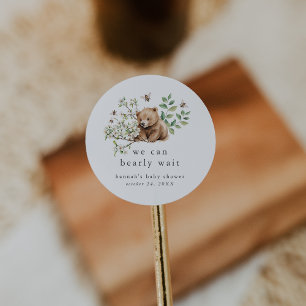 Sticker Rond Fête de bébé HANNAH Woodland We Can Bearly Wait