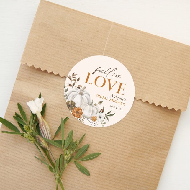 Sticker Rond Fête de mariage champêtre avec citrouilles et fleu (Rustic Floral Pumpkin Bridal Shower Round Sticker Autumn Gift Tag Label)