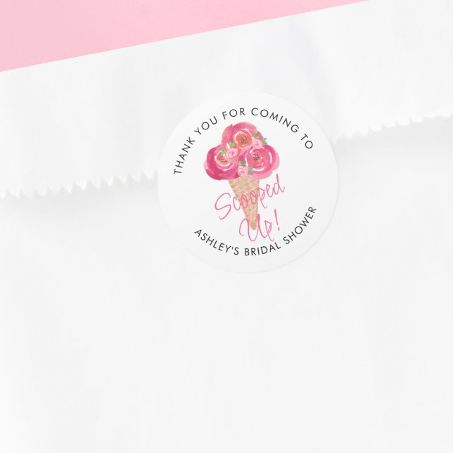 Sticker Rond Fête des mariées de crème glacée intégrée personna (Créateur téléchargé)