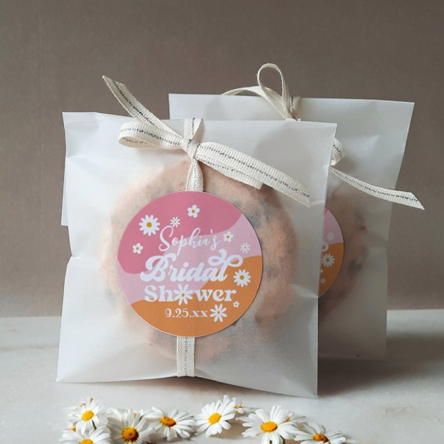Sticker Rond Fête des mariées rétro super Hippie Faveur (groovy retro bridal shower favor stickers)