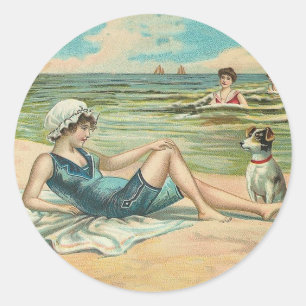 Sticker Rond Fille et chien victoriens vintage au bord de la me