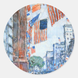 Sticker Rond Flags Fifth Avenue de Childe Hassam, Art Vintage