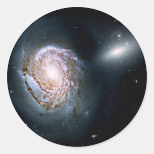 Sticker Rond Galaxie spirale NGC 4911 dans la grappe coma
