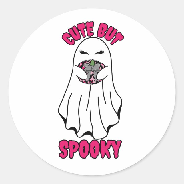 Sticker Rond Ghost d'Halloween mignon mais Éffrayant tenant un  (Devant)