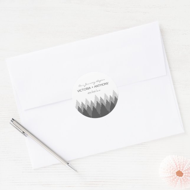 Sticker Rond Gray Forest Range Woodland Wedding Favor (Enveloppe)