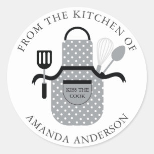 Sticker Rond Grey Apron Kiss the Cook from the Kitchen of