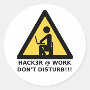 Sticker Rond Hacker au travail