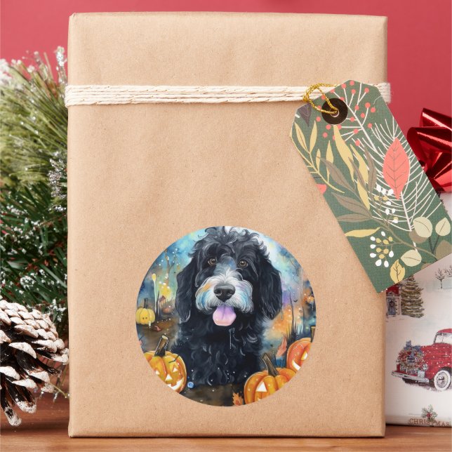 Sticker Rond Halloween Bernedoodle Avec La Peur Citrouille (vacances)