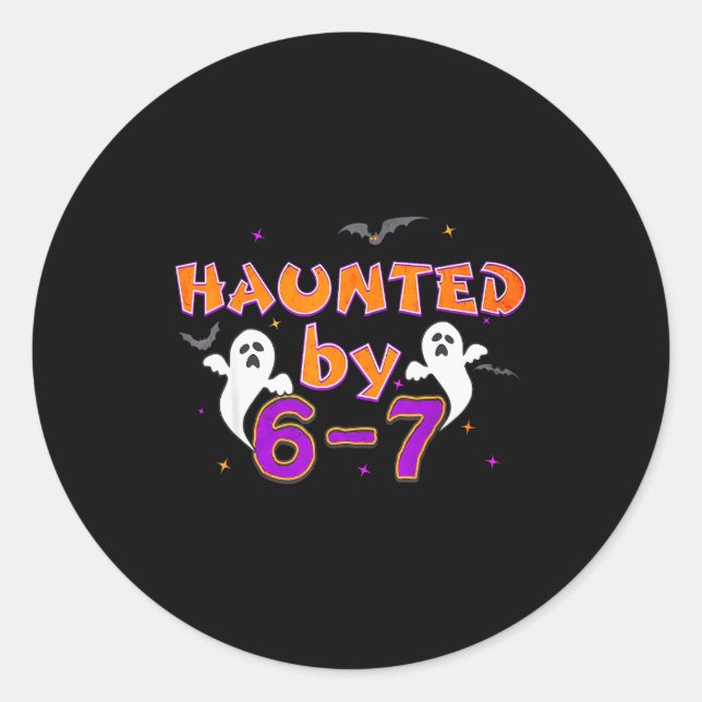 Sticker Rond Haunted By 67 Funny 67 Halloween Costume  (Devant)