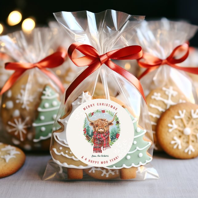 Sticker Rond Highland Cow Festive Animal de ferme Joyeux Noël (Créateur téléchargé)