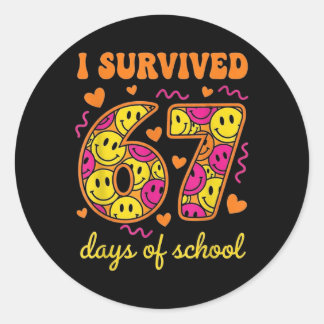 Sticker Rond I Survived 67 Days Of School 100 Days Six Seven Br