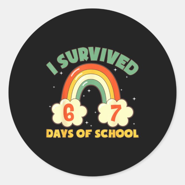 Sticker Rond I Survived 67 Days Of School Funny Meme Student Te (Devant)