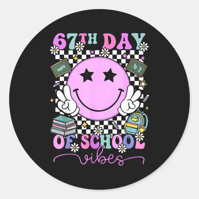 Sticker Rond I Survived 67 Days Of School Smile Face Six Seven  (Devant)