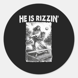 Sticker Rond Il est drôle Rizzin Jésus Pickleball Mème Chrétien