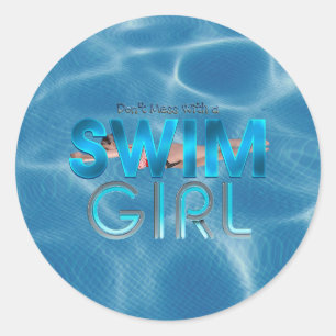 Sticker Rond ILS ne font pas de mal avec une nageuse