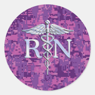 Sticker Rond Infirmière inscrite RN Silver Caduceus sur Camo Ro