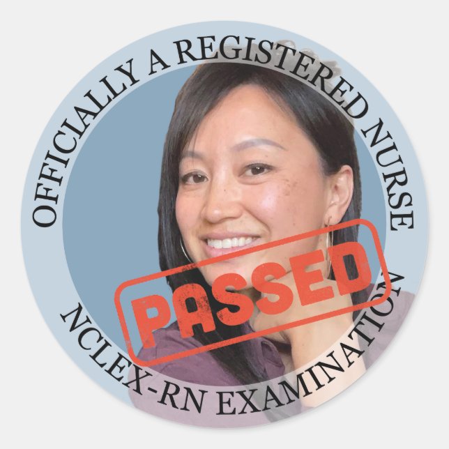 Sticker Rond infirmière personnalisée 3 pouces a réussi l'exame (Devant)