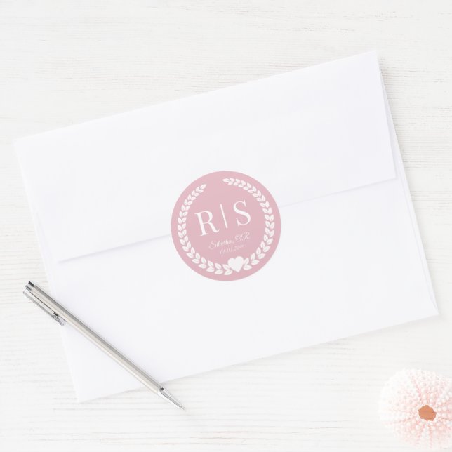 Sticker Rond Initiales de monogramme de mariage rose fardé (Enveloppe)