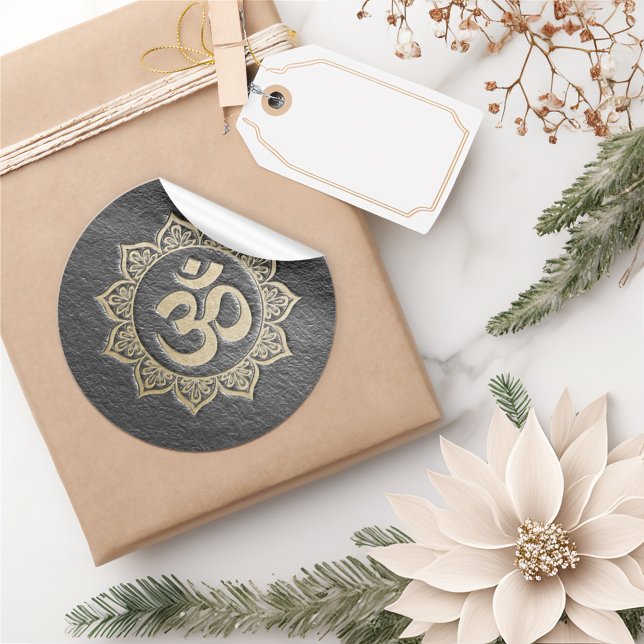 Sticker Rond Instructeur de méditation YOGA Black & Gold OM Man (Créateur téléchargé)