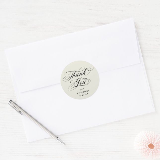 Sticker Rond Ivory Elegant Script Graduation Merci (Enveloppe)