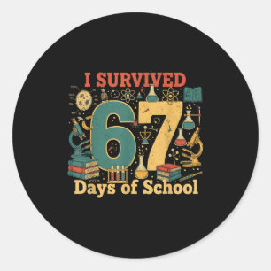 Sticker Rond J'ai survécu 67 jours d'école drôle 67 mème scienc