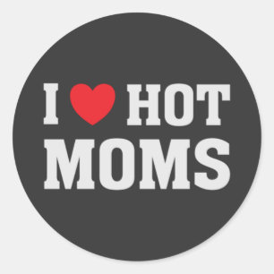 STICKER ROND J'AIME LES MOMS CHAUDES