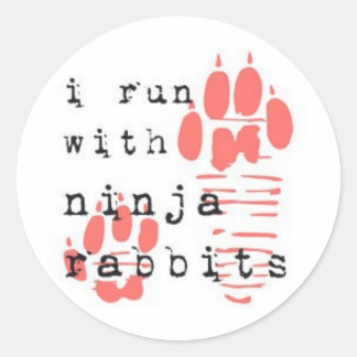 Sticker Rond Je cours avec des lapins ninja