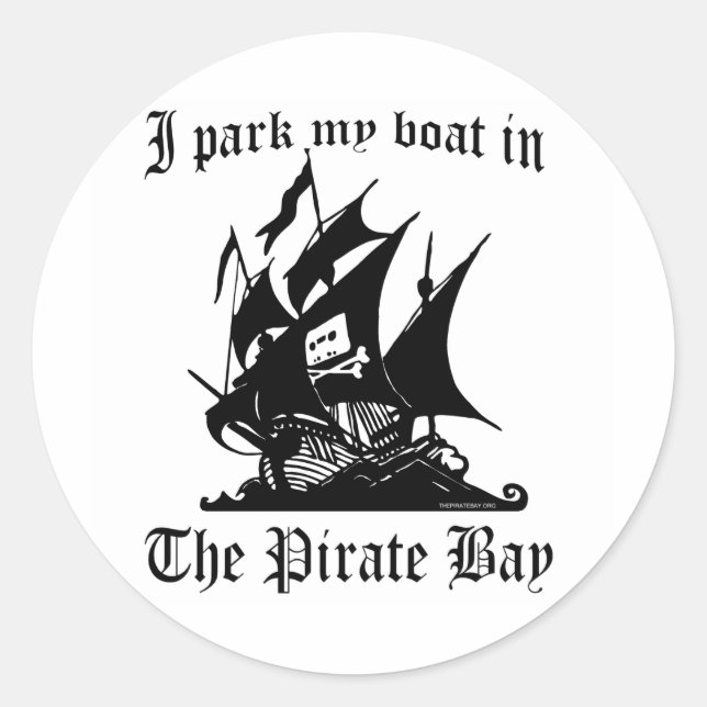 Sticker Rond Je pars mon bateau dans la baie Pirate (Devant)