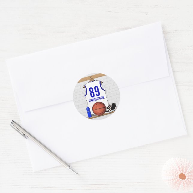 Sticker Rond Jersey de basketball blanc et bleu personnalisé (Enveloppe)