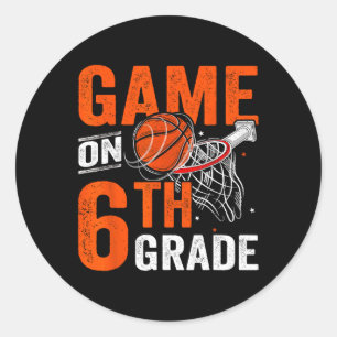 Sticker Rond Jeux Amusants Sur Le Basket De 6E Année Premier Jo