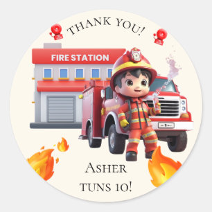 Sticker Rond Joli Garçon Pompiers Kawaii Camion de Pompiers Mer