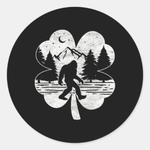 Sticker Rond Jour de la Saint Patrick Bigfoot Irish Sasquatch S