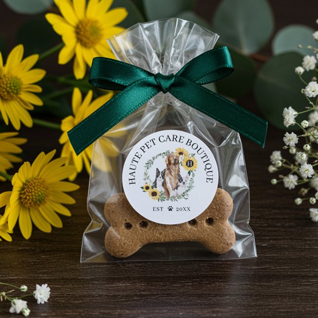 Sticker Rond Joyeux animal de compagnie Famille Soins des anima (Happy Pet Family Pet Care & Grooming Monogram Classic Round Sticker)