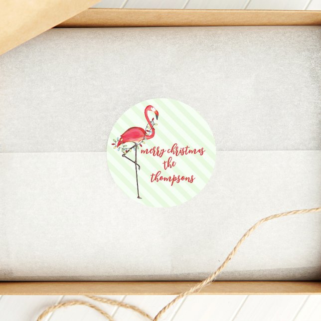 Sticker Rond Joyeux Flamant rose rose Noël personnalisé (Pink Flamingo Merry Christmas custom sticker.)