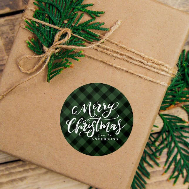 Sticker Rond Joyeux Noël rustique Script vert Plaid (Créateur téléchargé)