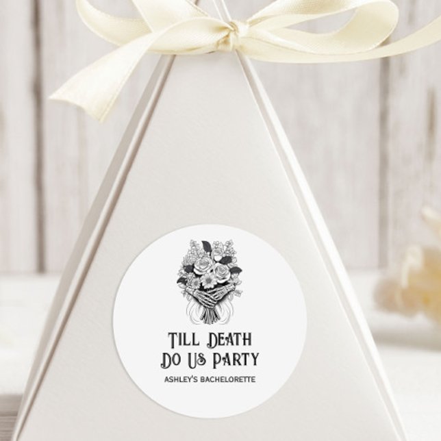Sticker Rond Jusqu'à la mort Fêtons-nous Halloween Bachelorette (Créateur téléchargé)