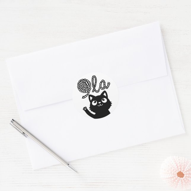 Sticker Rond Kamala Harris Président 2024 Comma La Cat et Yarn (Enveloppe)