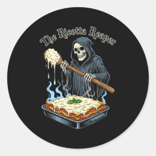 Sticker Rond La Faucheuse de Ricotta, Lasagne d'Halloween drôle