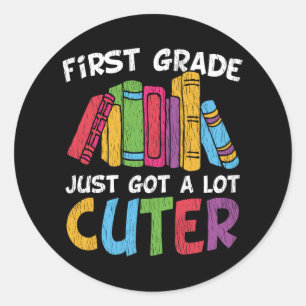 Sticker Rond La première année est devenue beaucoup plus mignon