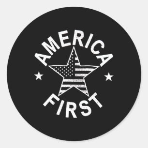 Sticker Rond L'Amérique D'Abord Distorti Drapeau Américain Patr