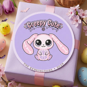 Sticker Rond Lapin Rose Mignon et Flippant Pastel Goth Lavande
