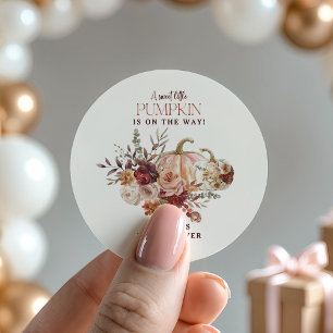 Sticker Rond L'automne fleurit un Baby shower "un peu citrouill