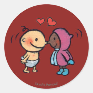 Sticker Rond Le nez esquimau amical embrasse des enfants