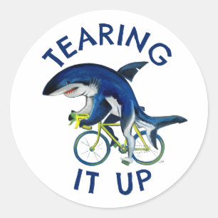 Sticker Rond Le Revêtir Requin Bleu Sur Le Vélo Motivationnel